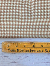 Petite Caramel Houndstooth {by the half yard}