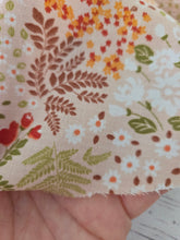Ditsy Floral Woven Textured Polyester {by the half yard}