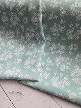 *REMNANT* 2 Yds- Light Green & White Floral Triple Georgette