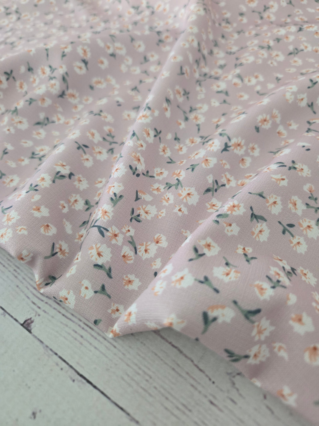 Light Mauve Petite Floral Poly Slub {by the half yard}