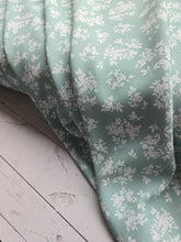 *REMNANT* 2 Yds- Light Green & White Floral Triple Georgette