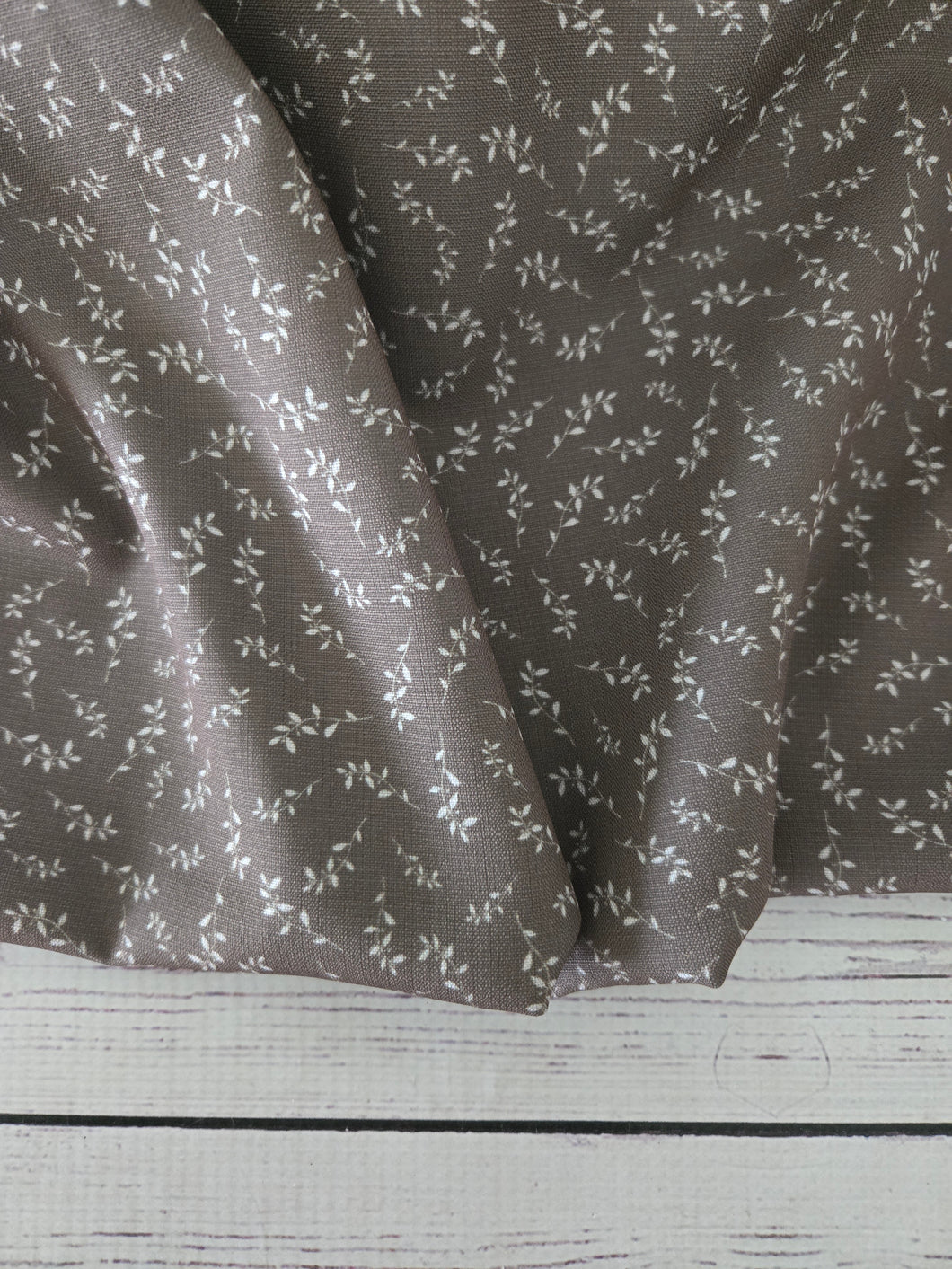Exclusive Design- Dark Olive Petite Vines Poly Slub {by the half yard}