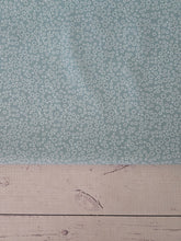 Soft Green Circle Print {by the half yard}