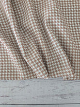 Caramel Houndstooth Print {by the half yard}